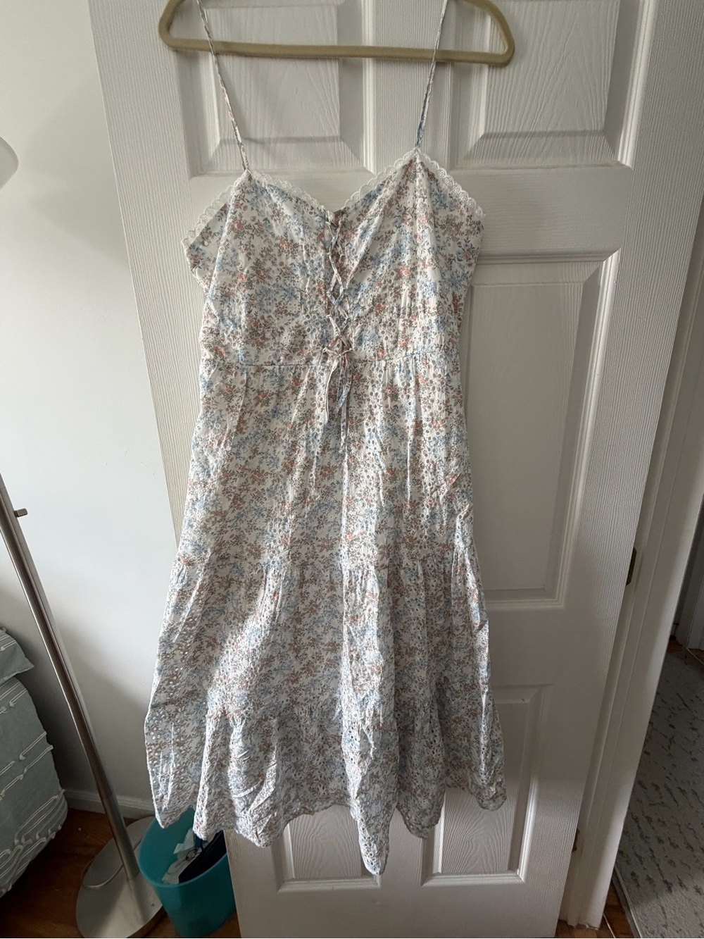 Lightweight White Floral Summer Dress with Lace-Up Front